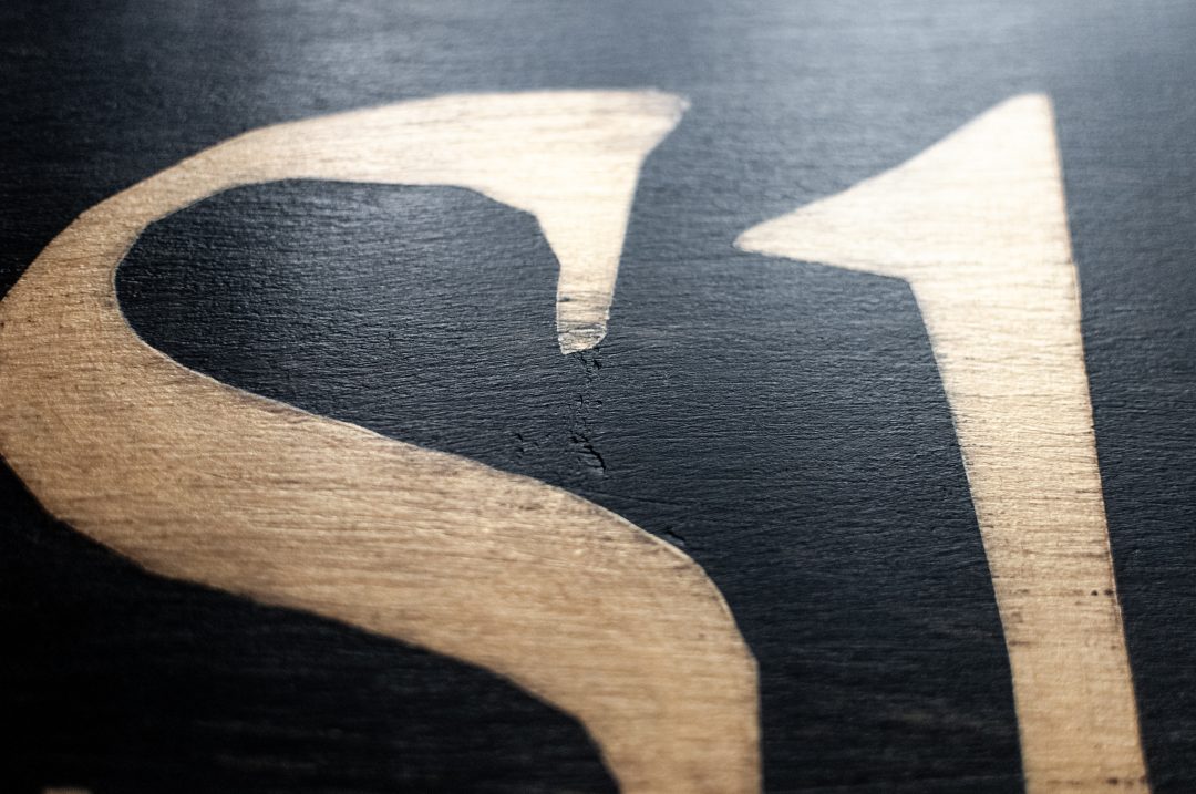 Sláinte Black and Gold Wood Wall Art - Image 6