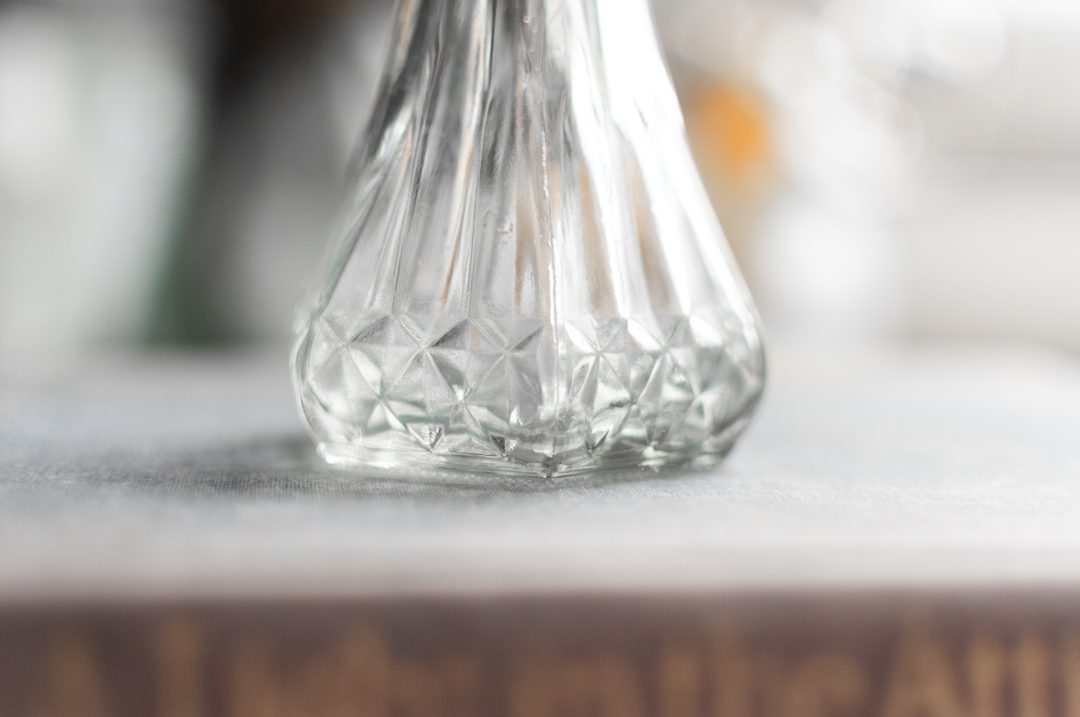 Hoosier Glass 12 4063-C Bud Vase - Image 3