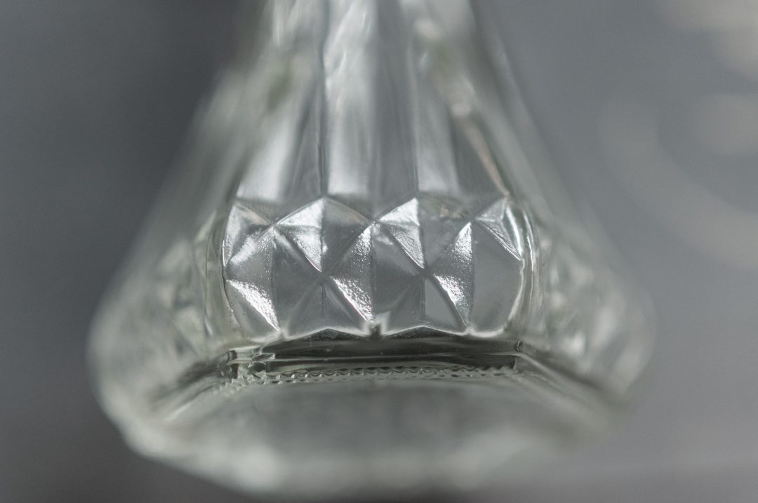 Hoosier Glass 12 4063-C Bud Vase - Image 6