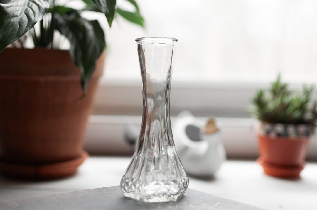 Hoosier Glass 12 4063-C Bud Vase