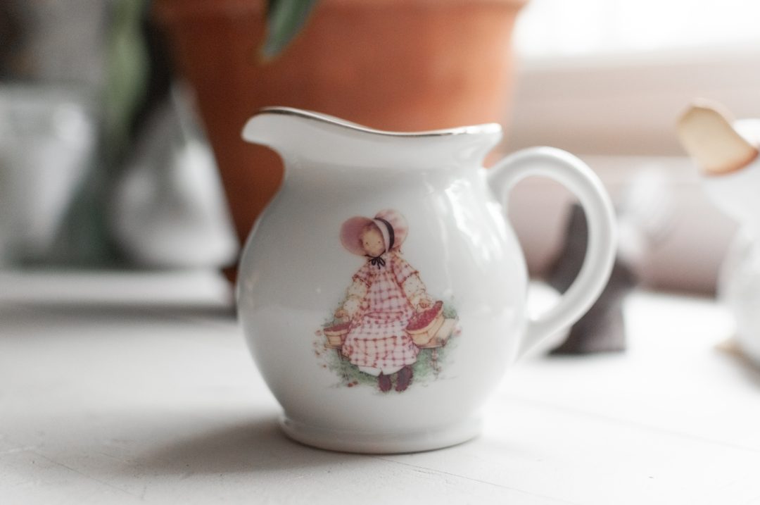 Vintage "A Mother's Remembrance" 4-inch Porcelain Creamer - Image 5