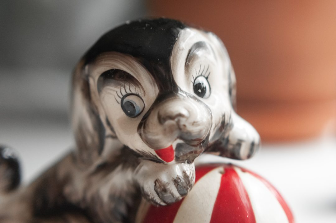 Vintage Shafford Dog and Ball Salt and Pepper Shaker Set - Image 8